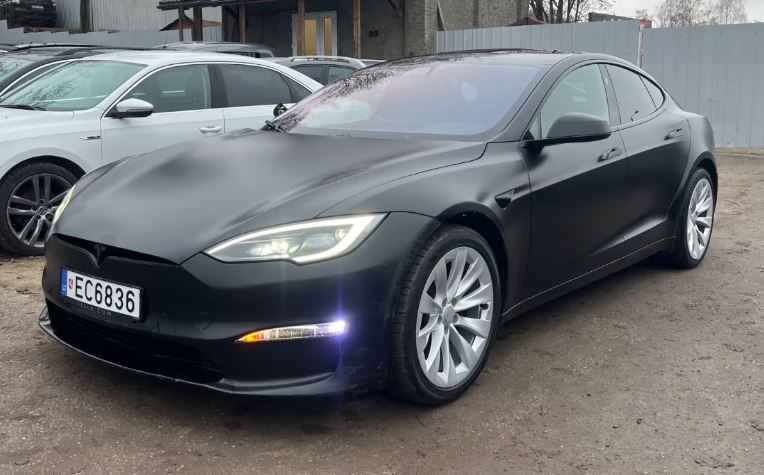 Tesla Model S